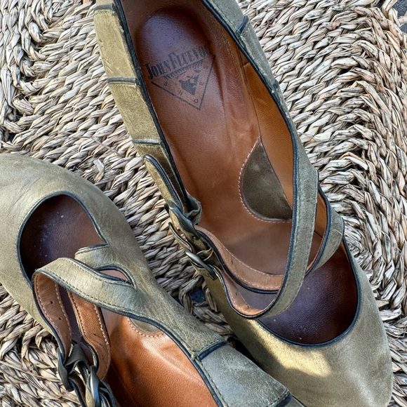 John Fluevog Olive Green Heels - Picture 3 of 4